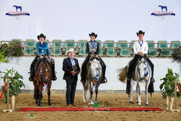 OPEN SENIOR WESTERN RIDING web EC2 3473